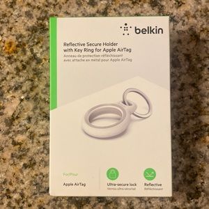 Belkin secure holder